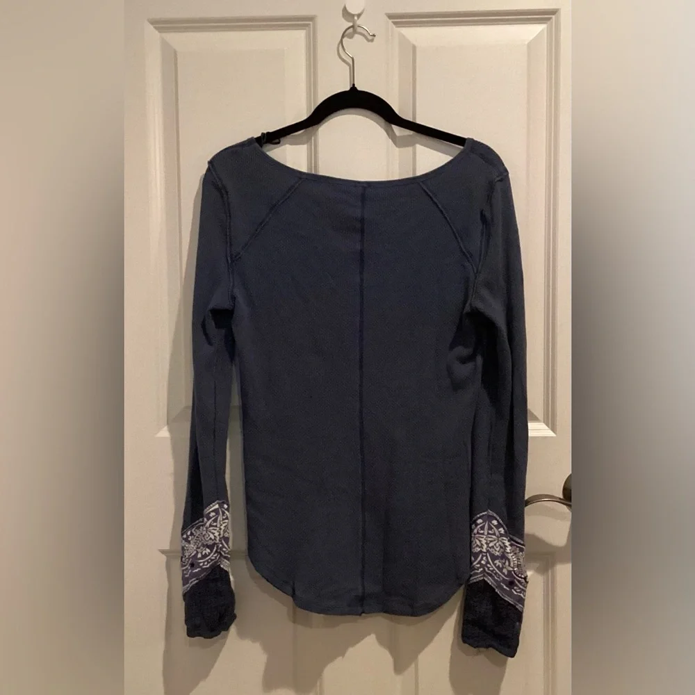 Free people bandanna cuff thermal nwot